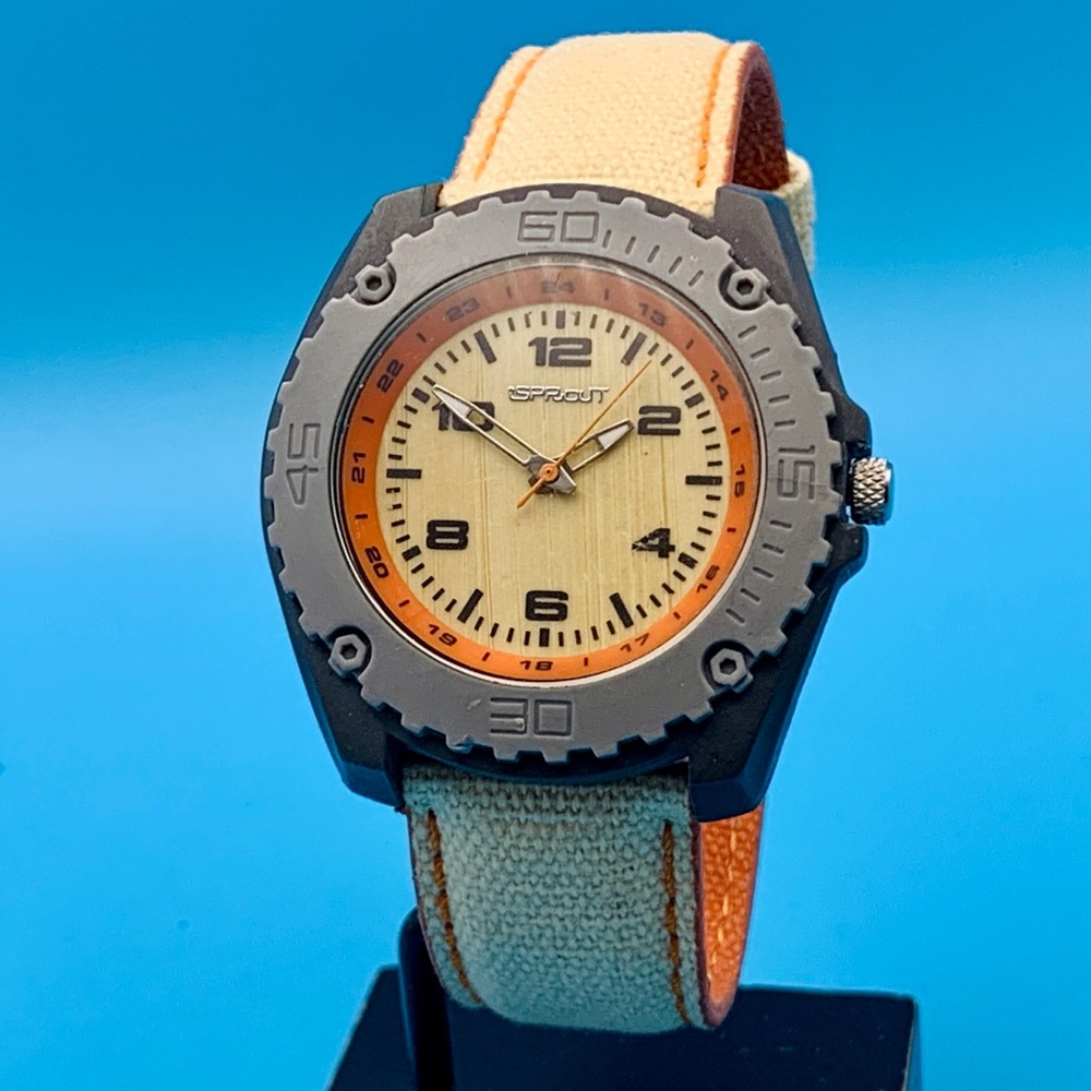 ISPROUT Men’s Field Quartz Wristwatch Biodegradable Japan Movt Works New Battery